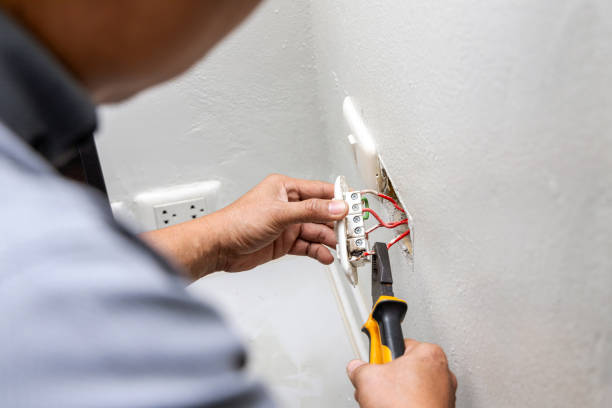 Best Best Electricians Near Me  in Mount Olive, MS